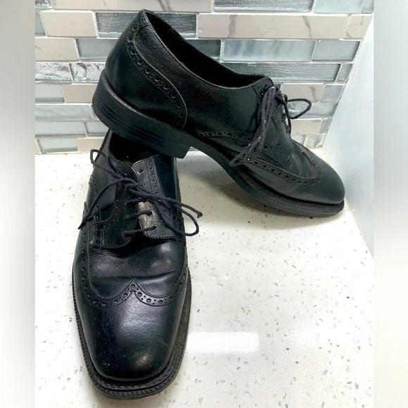 bill blass | Shoes | Bill Blass Black Leather Oxfords Wing  display picture 3
